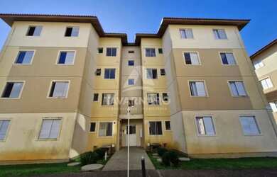 Imagem: O apartamento possui 3 Dormitórios, 1 Banheiro, 2 Vagas na