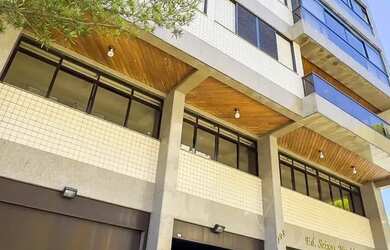 Imagem: O apartamento possui 3 Dormitórios, 3 Banheiros, 2 Vagas na