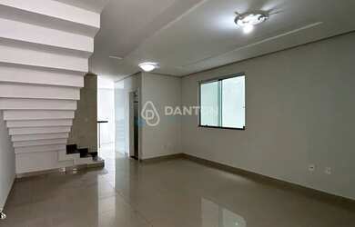 Imagem 7: Sobrado amplo e funcional em um dos bairros mais desejados de Montes Claros! Ibituruna!