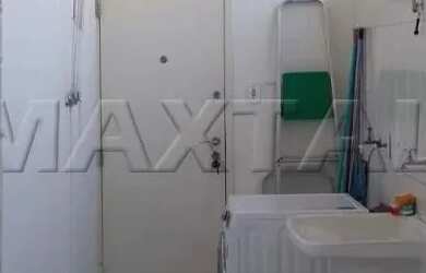 Imagem: O apartamento possui 3 Dormitórios, 2 Banheiros, 2 Vagas na