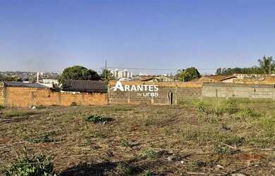 Imagem: O terreno possui 300m² de Área e está localizado em Taiaman