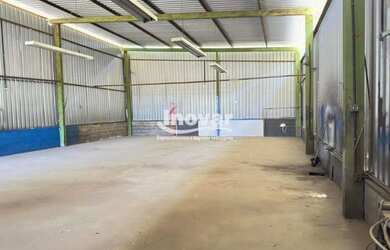 Imagem: O depósito possui 5 Vagas na garagem, 192m² de Área e está