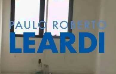 Imagem: O depósito possui 5 Vagas na garagem, 211m² de Área e está