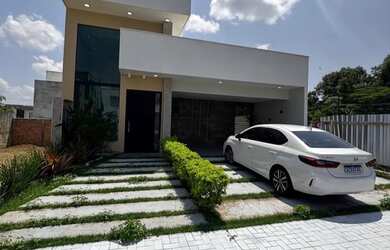 Imagem: A casa em condomínio possui 3 Dormitórios, 3 Banheiros, 4