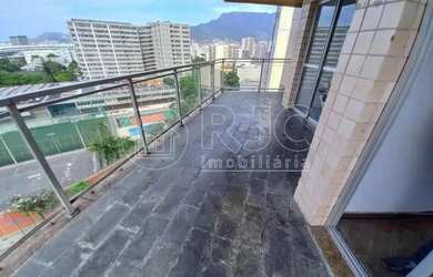 Imagem: O apartamento na cobertura possui 3 Dormitórios, 4 Banheiros