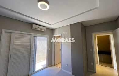 Imagem 11: Sobrado em condomínio fechado com 4 Suítes à venda, 360m² por R$ 2.450.000...