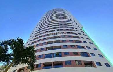 Imagem: O studio possui 2 Dormitórios, 1 Banheiro, 1 Vaga na garagem