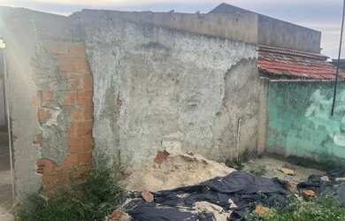 Imagem: A casa possui 2 Dormitórios, 1 Banheiro, 85m² de Área e