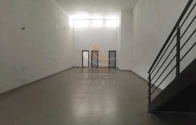 Imagem: O depósito possui 2 Vagas na garagem e 190m² de Área e está