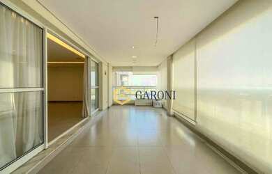 Imagem: O apartamento possui 4 Dormitórios, 4 Banheiros, 3 Vagas na