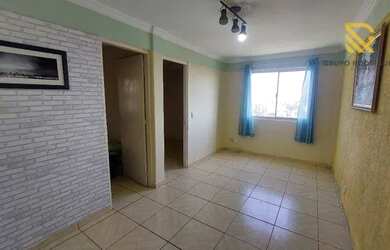 Imagem: O apartamento possui 2 Dormitórios, 1 Banheiro, 1 Vaga na garagem