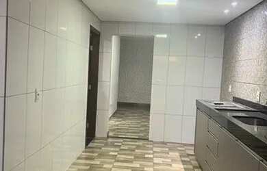 Imagem: A casa possui 2 Dormitórios, 1 Banheiro e 70m² de Área e