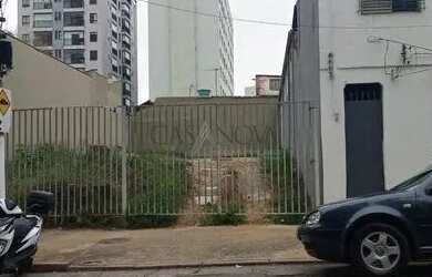 Imagem: O terreno possui 540m² de Área e está localizado em Vila