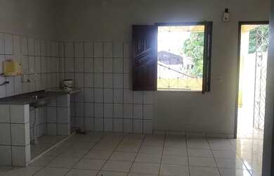 Imagem 2: Alugo casa. Varanda, 300m² de Área, 2 Vagas na garageme3 Dormitórios