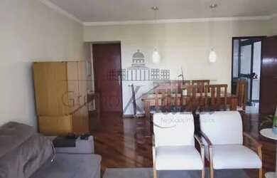 Imagem: O apartamento à venda possui 3 Dormitórios, 2 Banheiros, 2