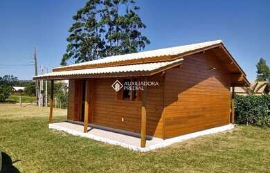 Imagem: A casa possui 2 Dormitórios, 1 Banheiro, 1.000m² de Área