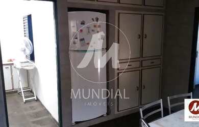 Imagem: O depósito possui 4 Vagas na garagem, 186m² de Área e está