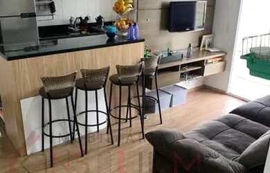 Imagem: O apartamento possui 2 Dormitórios, 1 Banheiro, 1 Vaga na garagem