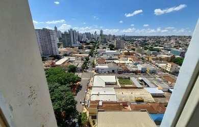 Imagem: O apartamento possui 4 Dormitórios, 1 Banheiro, 198m² de Área