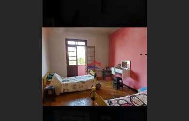 Imagem: O apartamento possui 3 Dormitórios, 1 Banheiro, 100m² de Área