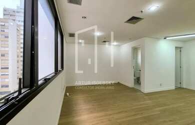 Imagem: O depósito possui 2 Vagas na garagem, 37m² de Área, Imóvel