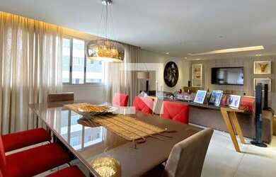 Imagem: O apartamento possui 4 Dormitórios, 4 Banheiros, 4 Vagas na