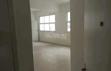 Imagem 13: Kitnet/Conjugado - / Residencial / Centro