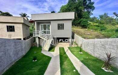 Imagem: A casa possui 2 Dormitórios, 2 Banheiros, 4 Vagas na garagem