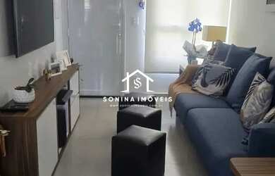 Imagem: A casa possui 2 Dormitórios, 1 Banheiro, 2 Vagas na garagem