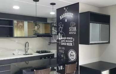 Imagem: O apartamento possui 2 Dormitórios, 1 Banheiro, 1 Vaga na garagem