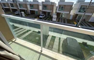 Imagem: A casa em condomínio possui 3 Dormitórios, 2 Banheiros, 2