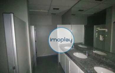 Imagem 6: Conjunto comercial com 464m² vão livre, 02 banheiros, 01 copa e 04 vagas...