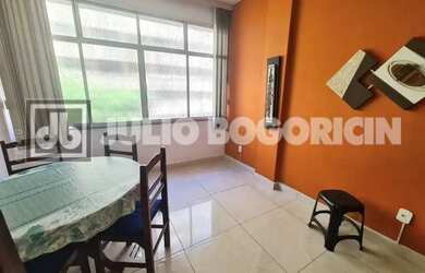 Imagem: O apartamento possui 1 Dormitório, 1 Banheiro, 35m² de Área