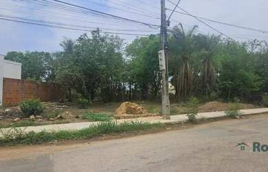 Imagem: O terreno possui 320m² de Área e está localizado em Parque