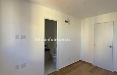 Imagem: O apartamento possui 2 Dormitórios, 3 Banheiros, 1 Vaga na