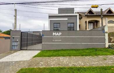 Imagem: A casa possui 3 Dormitórios, 3 Banheiros, 1 Vaga na garagem