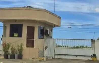 Imagem: O apartamento possui 2 Dormitórios, 1 Banheiro, 2 Vagas na