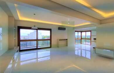 Imagem: O apartamento possui 3 Dormitórios, 1 Banheiro, 2 Vagas na