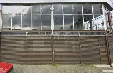 Imagem: O depósito possui 1 Vaga na garagem, 180m² de Área e está