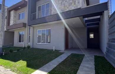 Imagem: A casa em condomínio possui 3 Dormitórios, 3 Banheiros, 2