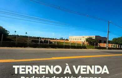 Imagem: O terreno possui 7500m² de Área e está localizado em São