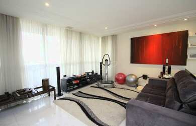 Imagem: O apartamento possui 4 Dormitórios, 3 Banheiros, 5 Vagas na