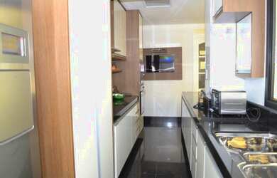 Imagem 10: Apartamento para venda com 198 metros quadrados com 3 quartos em Centro...