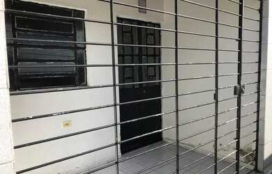 Imagem: A casa para alugar possui 2 Dormitórios e 1 Banheiro e está