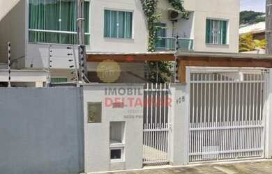 Imagem: A casa possui 2 Dormitórios, 3 Banheiros, 2 Vagas na garagem