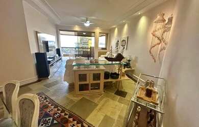 Imagem: O apartamento possui 4 Dormitórios, 5 Banheiros, 2 Vagas na