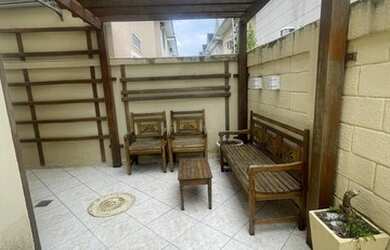 Imagem 6: Casa de condomínio para venda tem 216 metros quadrados com 4 quartos