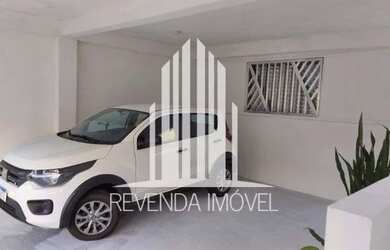 Imagem: A casa possui 2 Dormitórios, 2 Banheiros, 2 Vagas na garagem