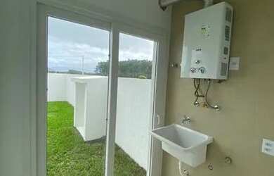 Imagem 14: Sobrado novo, 3 dormitórios , suíte , pronto para morar