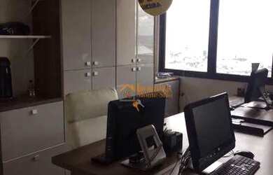 Imagem: O depósito possui 2 Vagas na garagem, 50m² de Área, Imóvel